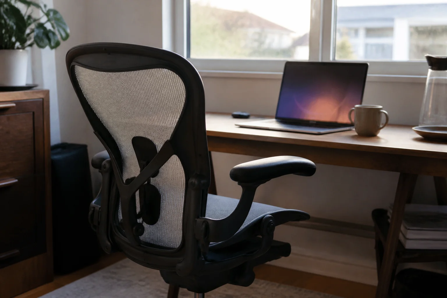 Office Chair Ergonomics: What to Look For Under $300